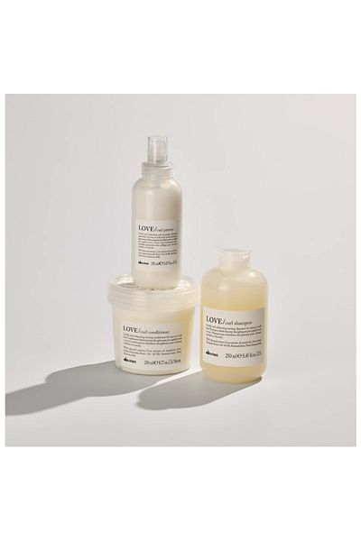 Davines Love Curl 250 ml Natural Sulfate-Free Vegan Conditioner - Keykuaför