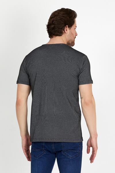 DYNAMO Ανδρικό T-shirt Black Crew Neck με Λεπτομέρεια κεντήματος