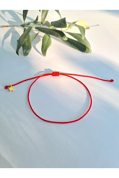 ONEPRETTYWISH Kırmızı Ip Red String Bileklik Yıldız Detaylı