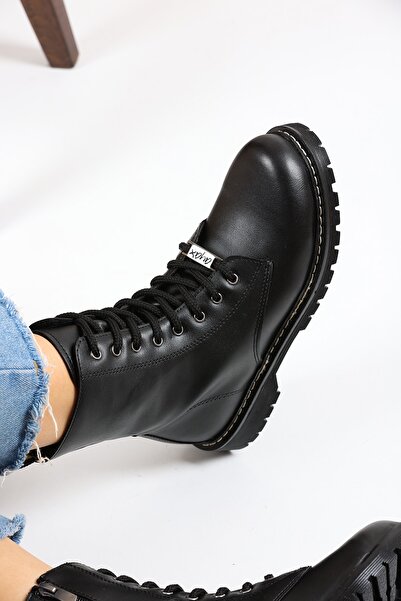 Ayax Γυναικείες μπότες με μαύρη πόρπη