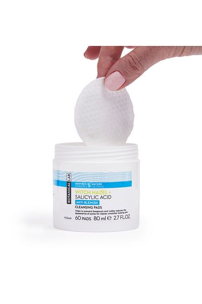 Botanicallab Hamamelis & Witch Hazel and 2% Salicylic Acid Skin Care Cleansing Pads 80 Ml