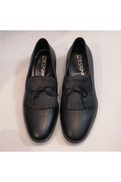 Mirage Unisex Genuine Leather Black Tasseled Lacing Decorated Elastic Soft Rubber Sole Loafer