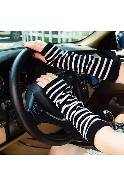 İYİ MODA Anime Grunge Punk Black White Striped Sleeve