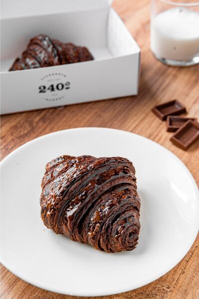 240derece 2'li Çikolatalı Kruvasan