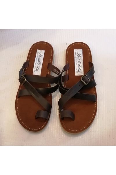 Butik Tülin شبشب من الجلد الطبيعي المحروق باللون البني البرونزي بإبزيم من الجلد المدبوغ ونعل مرن من إيفا