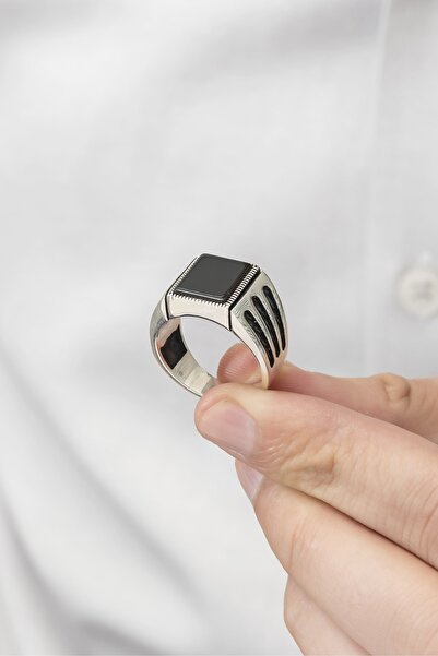 ALYANSEVİM Kare Siyah Oniks Taşlı 925 Gümüş Erkek Yüzük