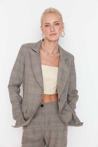 Trendyol Collection Braune, gewebte, gefütterte, karierte Blazerjacke TWOAW23BC00049