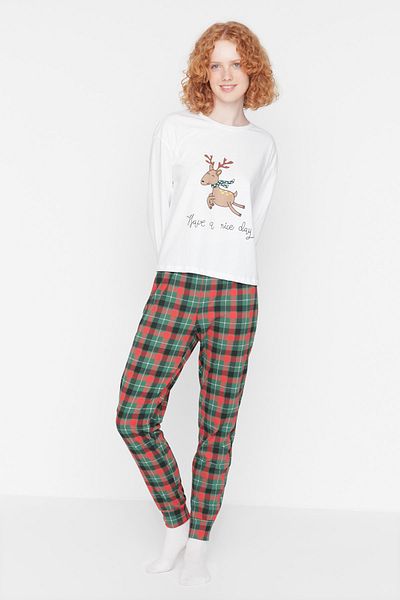 Trendyol Collection Vícebarevná sada pleteného pyžama ze 100% bavlny s vánočním motivem Thmaw21Pt0776