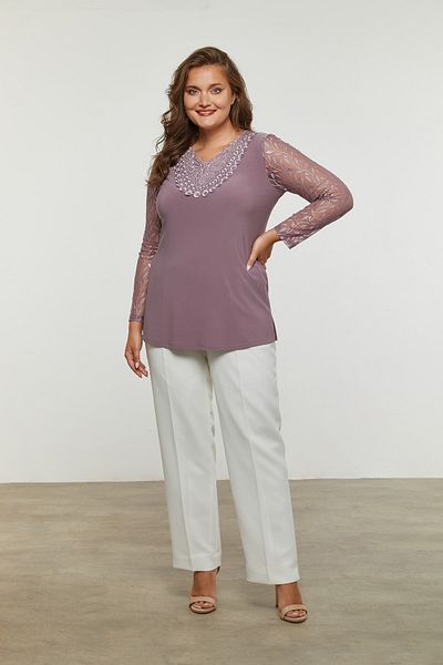 MİYORO Large Size Women's Blouse with Embroidery Motif Detail on the Collar and Lace Sleeves