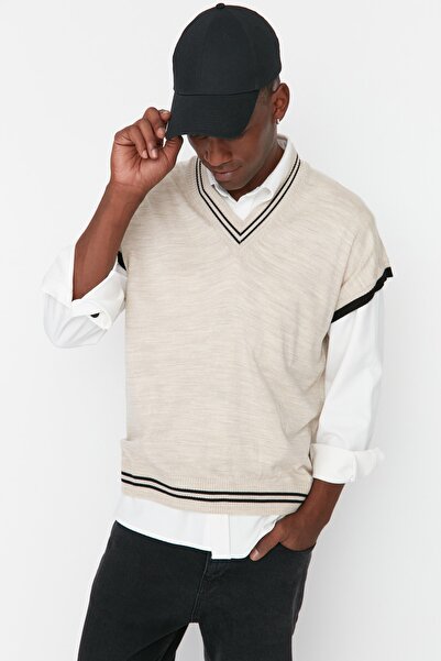 Trendyol Collection Sweater Vest - Ecru - Oversize