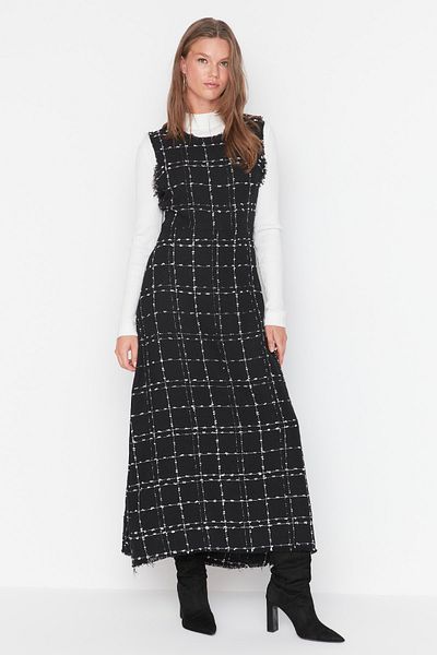 Trendyol Modest Black Sleeveless Woven Tweed Dress TCTAW23EB00204