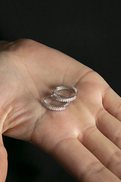 Elika Silver Kadın Baget Taşlı Halka Model 925 Ayar Gümüş Küpe