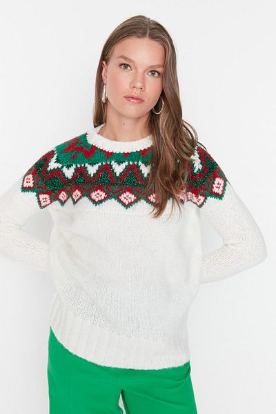 Trendyol Collection Ecrufarbener, übergroßer Strickpullover mit Weihnachtsmuster und Glitzer TWOAW23KZ01580