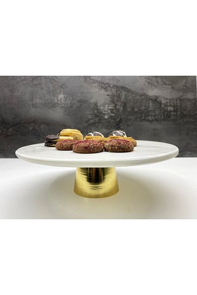 Modestmar حامل كيك من الرخام الأبيض الطبيعي بأرجل ذهبية