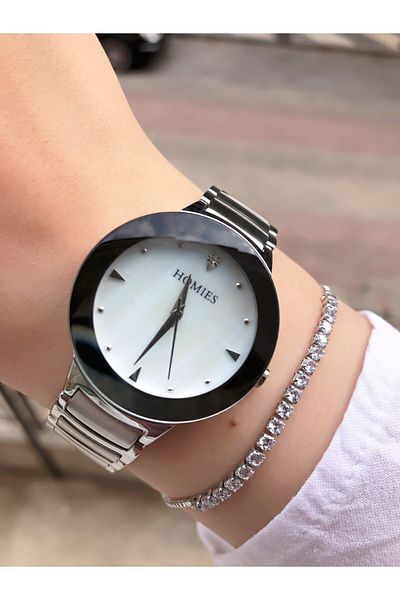 Homies 2 Year Warranty Women's Wristwatch and Bracelet Gift Set