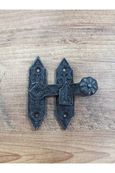ARON D31 Distressed Oxide Brass Scallop-Chank-Closet-Door-Cover Latch Cardigan