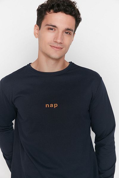Trendyol Collection Sada pleteného pyžama v námořnické modré Regular Fit - TMNAW22PT0754