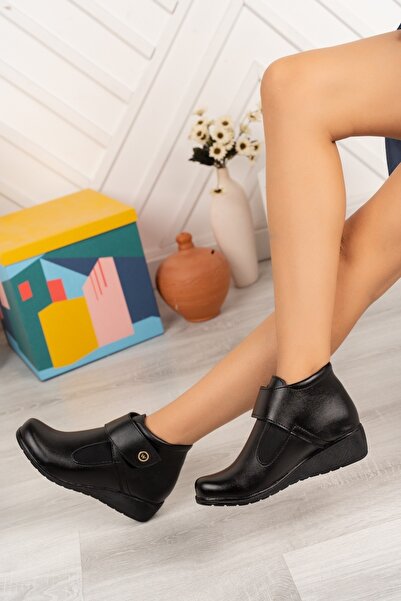 Tresso shoes Αντιολισθητική Σόλα Ορθοπεδική Μαύρη Χειμερινή Μποτάκια