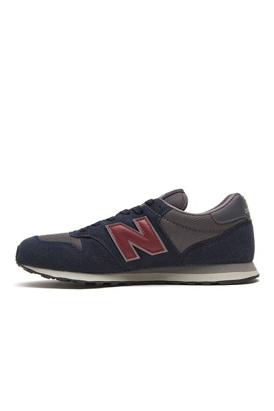 New Balance حذاء رياضي رجالي باللون الأحمر الداكن Gm500tsk