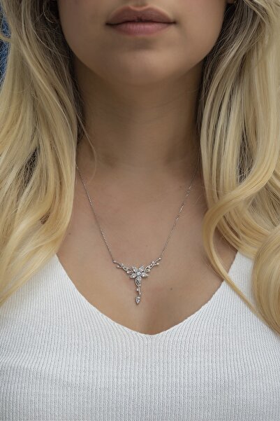 Nereze 925 Ayar Gümüş Sarmaşık Model Yıldız Detaylı Kolye