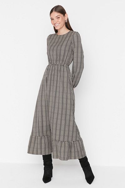Trendyol Modest Ciemnoszara sukienka w kratę w talii i na mankietach, gumowana, szczegółowo tkana sukienka TCTAW23EB00138