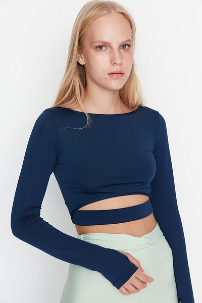 Trendyol Collection Tmavě tmavě modrá ořezové okno/výřez a detail otvoru pro palec Pletený sportovní top/halenka TWOAW21BZ0156