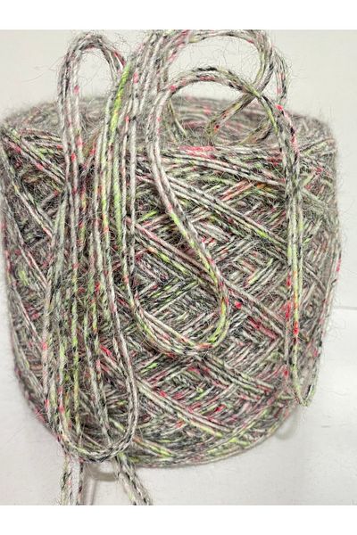 göçer Acrylic: Gray Marbled Balls 100 gr 227 Mt