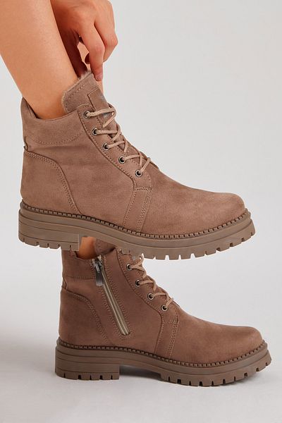 Tonny Black Γυναικείες μπότες με άνετη εφαρμογή Mink Lace Up
