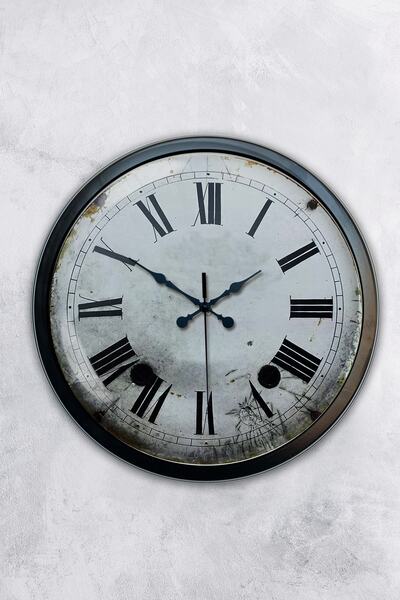 AİB STORE ساعة حائط بأرقام رومانية معدنية سوداء مقاس 40 سم