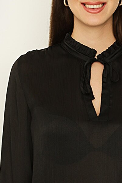 Select Moda Γυναικεία μαύρη μακρυμάνικη μπλούζα με γιακά