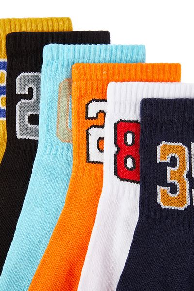 Trendyol Collection 6 db-os csomag mintás egyetemi tenisz közepes zoknit - TMNSS21co0104