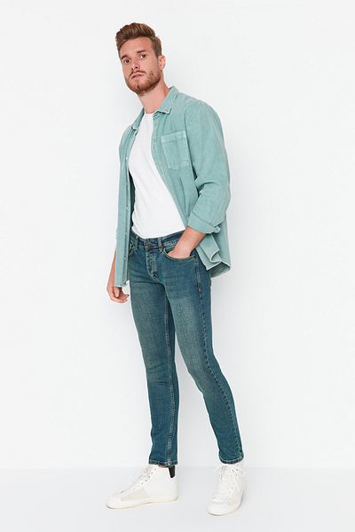 Trendyol Collection Flexible Indigo Skinny Fit Jeans – Slim Fit Distressed Jeans TMNAW22JE0311
