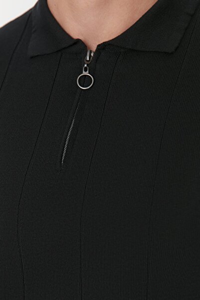 Trendyol Collection Μαύρο πλεκτό πουλόβερ με βαμβακερό φερμουάρ με φερμουάρ TMNAW21KZ0774