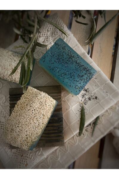 Bubble Factory هدية مزخرفة صابون معدني من ألياف اليقطين الطبيعية واليدوية