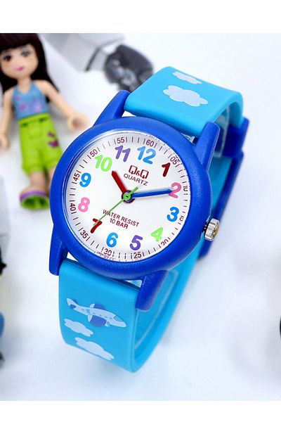 Q&Q 10 Atm Waterproof Blue Boy's Wristwatch