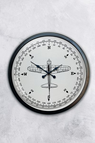 Kasva Concept Gift 40 cm Black Metal Compass Wall Clock
