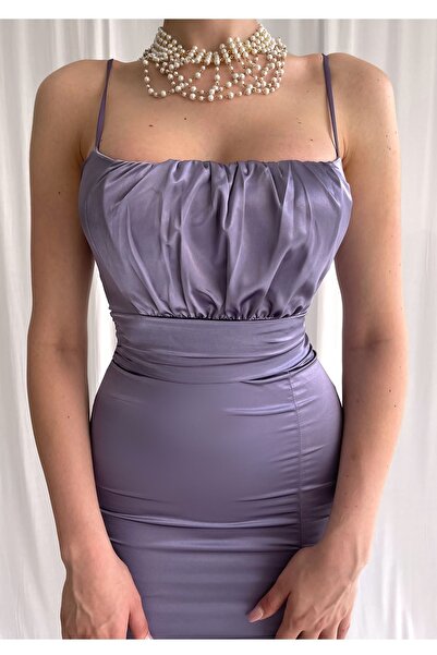 lovebox Kadın Göğüs Drape Ve Yırtmaç Detaylı Askılı Saten Kumaş Midi Lila Abiye Elbise 058