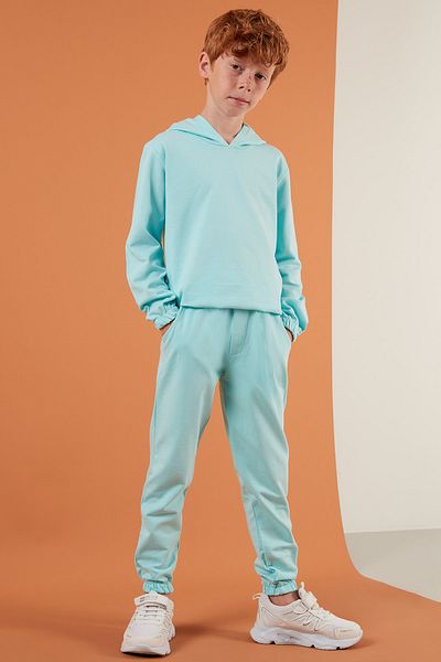 Lella sportswear store