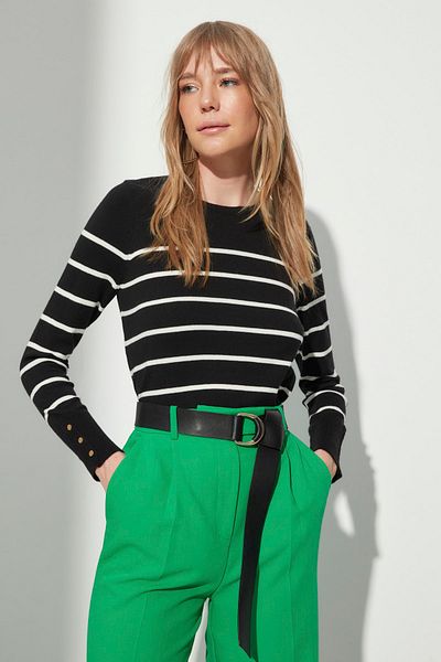 Trendyol Collection Pulover din tricotaj cu dungi cu aspect mercerizat negru / fir special TWOAW23KZ01693