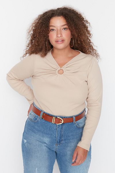 Trendyol Curve Stone Ring Detailed Knitted Blouse TBBAW23AF00047