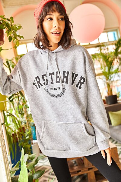 Olalook Γυναικεία μπλούζα σε γκρι χειρότερη συμπεριφορά με στάμπα με κουκούλα με ραβδώσεις oversize SWT-19000572