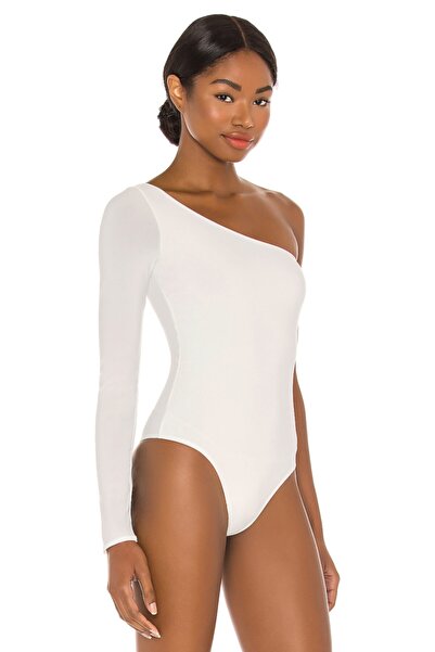 By Kul Design Λευκό γυναικείο κορμάκι από μεταξωτό ζέρσεϊ με έναν ώμο