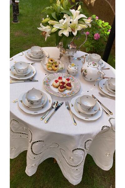 Tunesi Home Beyaziş Masa Örtüsü