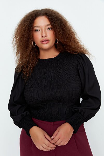 Trendyol Curve Čierna elastická blúzka s balónovým rukávom TBBAW23AF00108