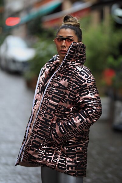 Keyifli Moda Kadın Rose Rengi Dik Yaka Uzun Parlak Şişme Mont