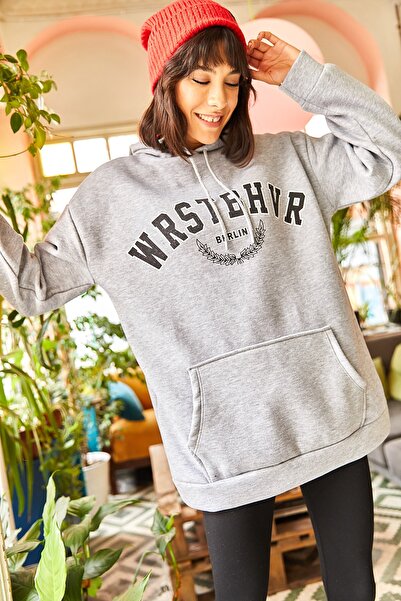 Olalook Γυναικεία μπλούζα σε γκρι χειρότερη συμπεριφορά με στάμπα με κουκούλα με ραβδώσεις oversize SWT-19000572