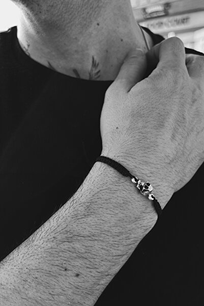 CAPO by Aytaç Yamaç Siyah Ipli Kurukafa Bileklik