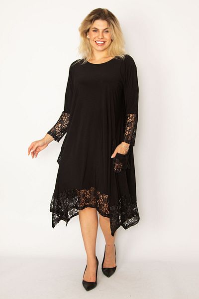 Şans Große Größen in Kleid - Schwarz - Asymmetrisch