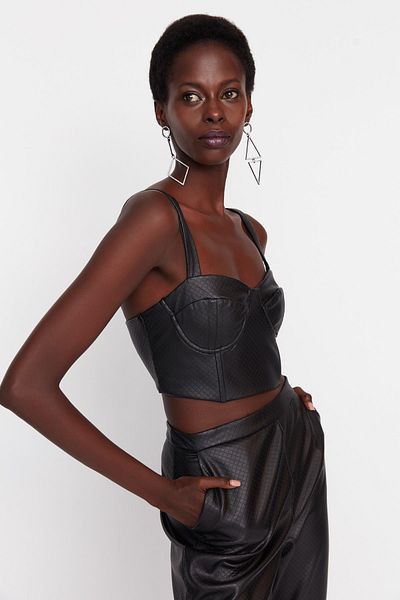 Trendyol Collection Aláhuzal Bustier TPRAW23BS00016