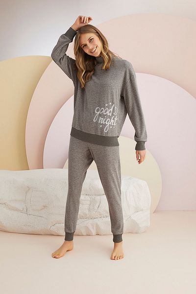 Sevim 13904 Costum de pijama brodat